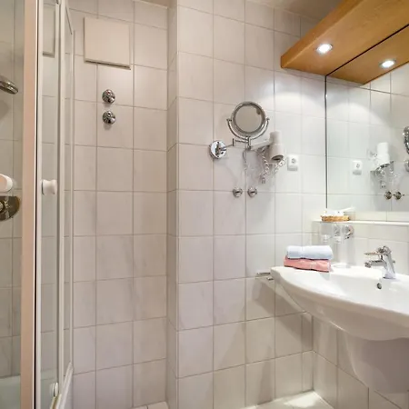 Landhaus Barbara Ferienwohnungen Oberstdorf Buitenkant foto