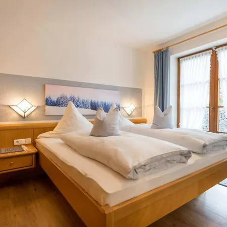 Landhaus Barbara Ferienwohnungen Oberstdorf Buitenkant foto