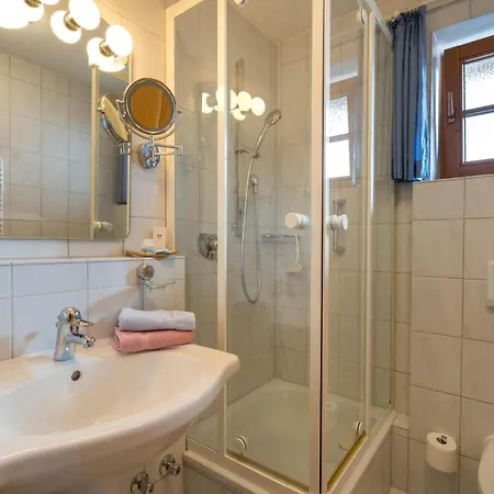 Landhaus Barbara Ferienwohnungen Oberstdorf Buitenkant foto