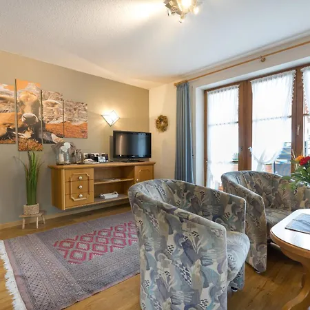 Landhaus Barbara Ferienwohnungen Oberstdorf Buitenkant foto