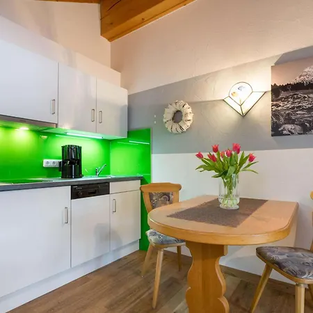 Landhaus Barbara Ferienwohnungen Oberstdorf Buitenkant foto